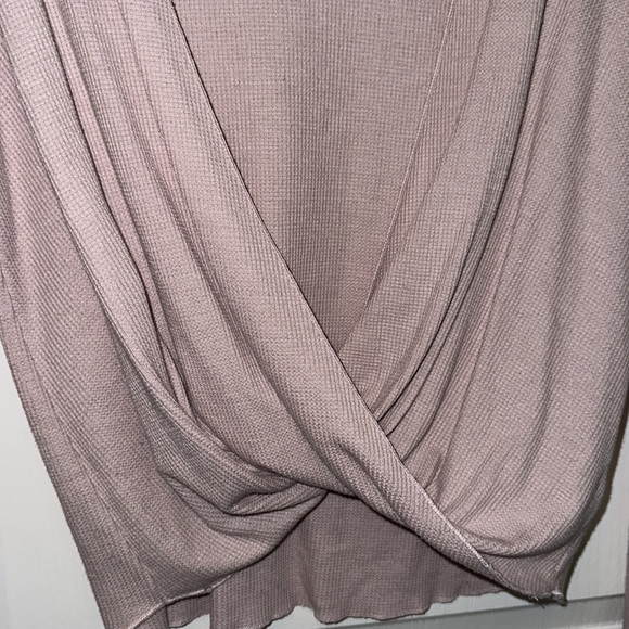 Urban Outfitter Pink Cross Open Front Sweater - Picture 3 of 4